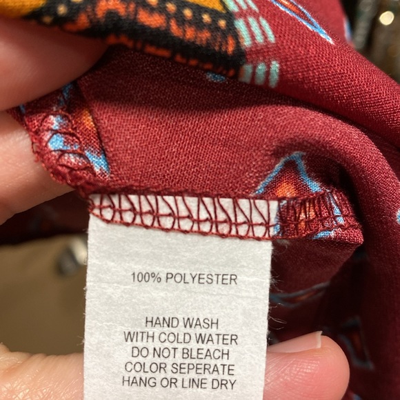 Maroon colored blouse, Aztec, print and diamonds with long sleeve - Picture 3 of 3